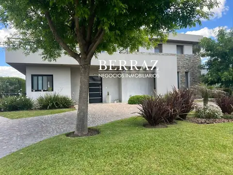 Casa en Venta de 5 dormitorios