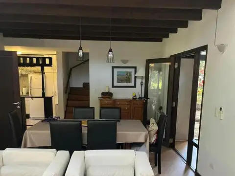 Casa en Alquiler Temporal en Pinamar, USD 330