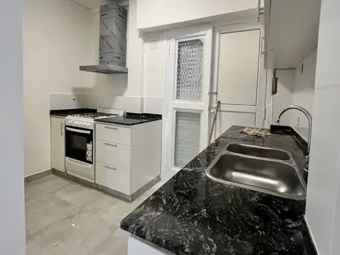 Depto Tipo Casa 4 ambientes con 1 baño