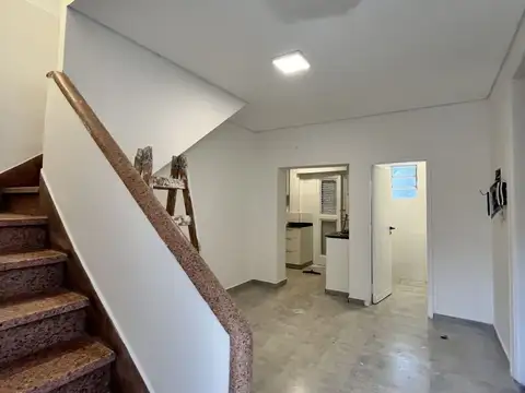 Depto Tipo Casa en Alquiler de 3 dormitorios