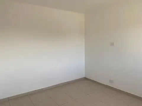 Departamento en Alquiler en Pablo Podesta, $ 470.000