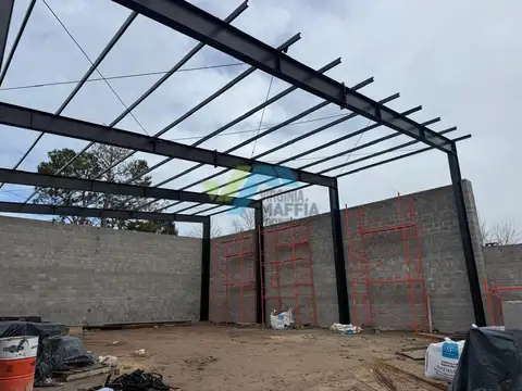 Local comercial caamaño Quinquela martin 1300
