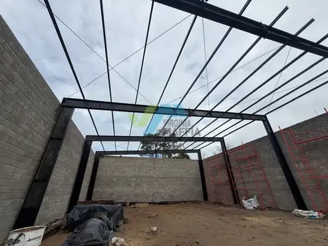 Local  en Alquiler en Caamaño, Quinquela Martin y Ruta 25, La Lonja, Pilar