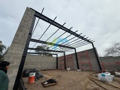 Local comercial caamaño Quinquela martin 1300