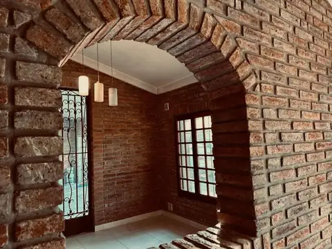 Casa en Alquiler en San Antonio, $ 1.400.000