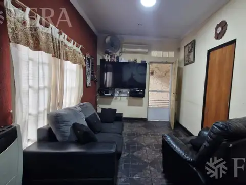 Depto Tipo Casa 4 ambientes con 1 baño