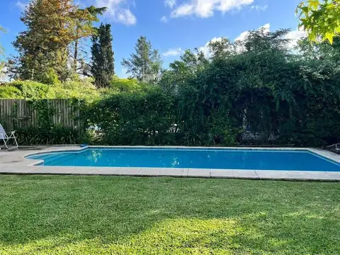 Casa en Alquiler Temporal de 4 dormitorios