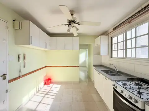 Departamento en Alquiler en Flores Norte, $ 1.400.000