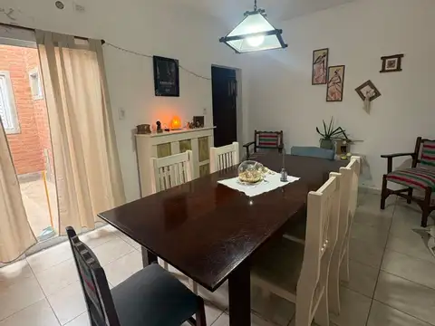 Casa 3 ambientes con 1 baño