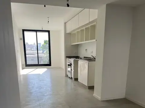 Departamento de dos ambientes en venta en Flores