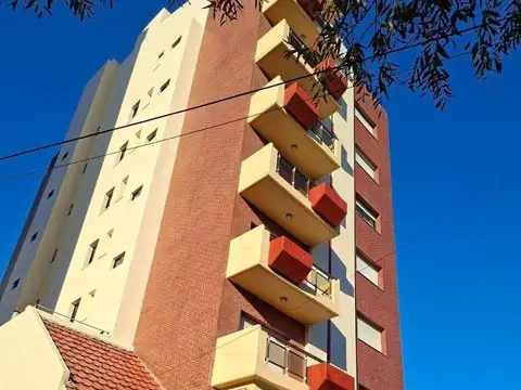 Pasaje costanero 100