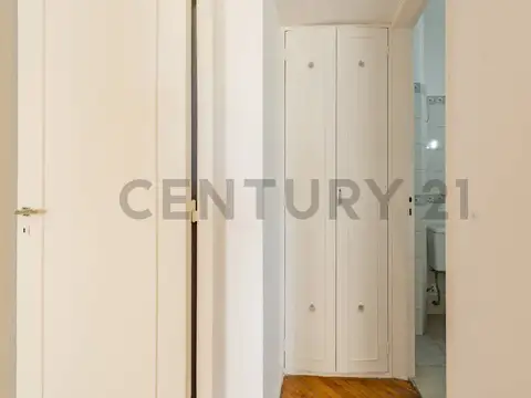 Rivadavia 8937 , Piso 10