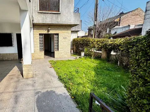 Casa en Venta Hurlingham 5 ambientes apto crédito
