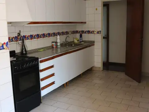 Departamento 4 ambientes con 2 baños
