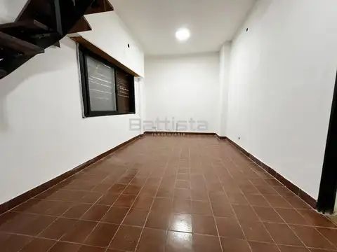 Depto Tipo Casa 3 ambientes con 1 baño