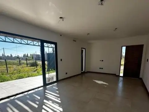 Casa en venta - 2 Dormitorios 1 Baño - Mendoza