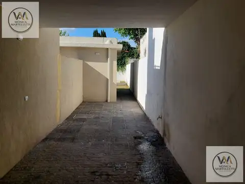 Depto Tipo Casa en Venta en Castelar Norte, USD 110.000
