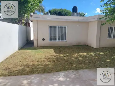 Depto Tipo Casa en Venta con 3 cocheras