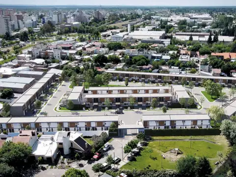 Depto Tipo Casa en Venta en Cipolletti, USD 220.000