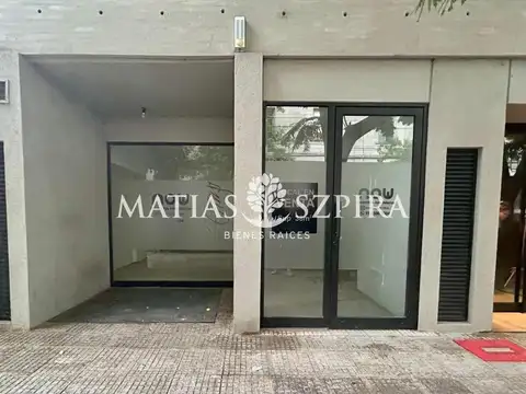 Av. Pavon 2400. Entre Matheu y Alberti