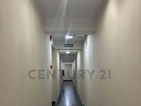 Av. San Martín 924 92400, Piso 2