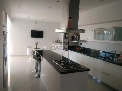 Casa en Venta en 11/510 y 511 Manuel B Gonnet - Alberto Dacal Propiedades