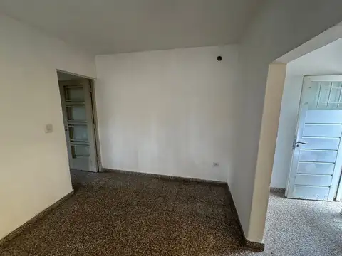 Depto Tipo Casa en Venta 46 años
