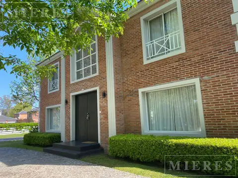Excelente casa en alquiler temporario en Mayling Club de Campo, Chubut 415