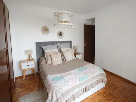 Departamento en Venta en Parque Chacabuco, USD 130.000