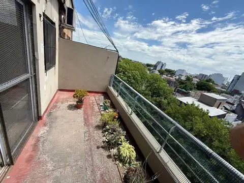 ALQUILER MONOAMBIENTE EN VILLA DEVOTO CON BALCON