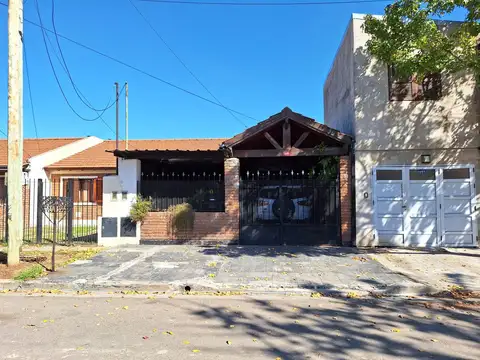 CASA EN VENTA 