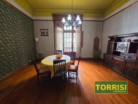 Depto Tipo Casa en Venta con 1 cocheras