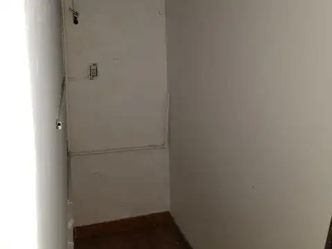 LOCAL EN LOTE PROPIO  ZONA COMERCIAL