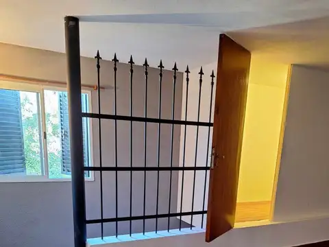 Depto Tipo Casa en Venta de 7 ambientes