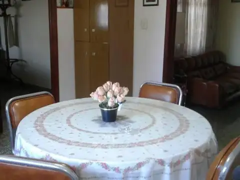 Departamento 5 ambientes con 1 baño