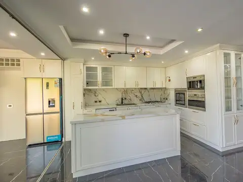 Casa en Venta en Adrogue, USD 599.000