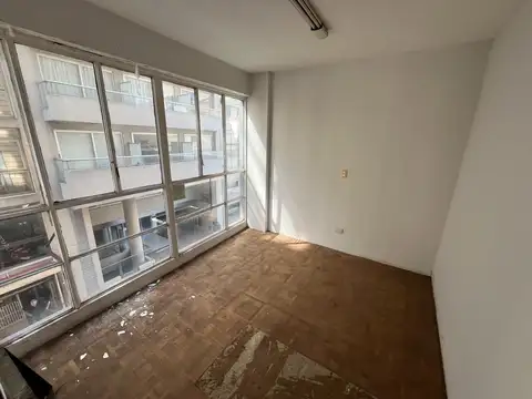 Oficina en Alquiler en San Nicolás, $ 700.000