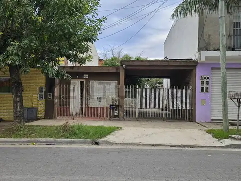 Venta Casa 3 ambientes Udaondo - Ituzaingo