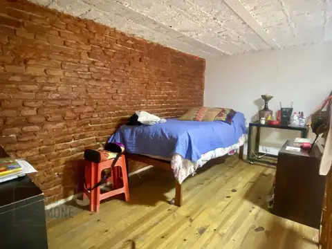 Depto Tipo Casa en Venta 70 años