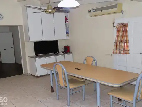 CASA 4 AMBIENTES – PARQUE QUIRNO