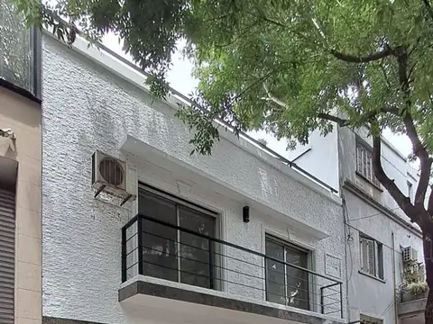 VTA. CASA 4 AMB C/CHOCH.VILLA ORTUZA REFACCIONADA