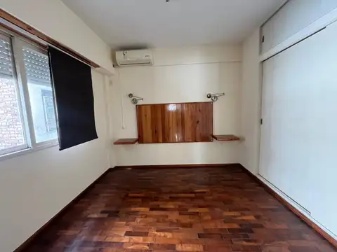 Departamento en Alquiler en Floresta, $ 750.000