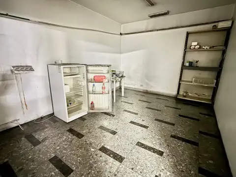 Local en Alquiler en Paternal, USD 8.000