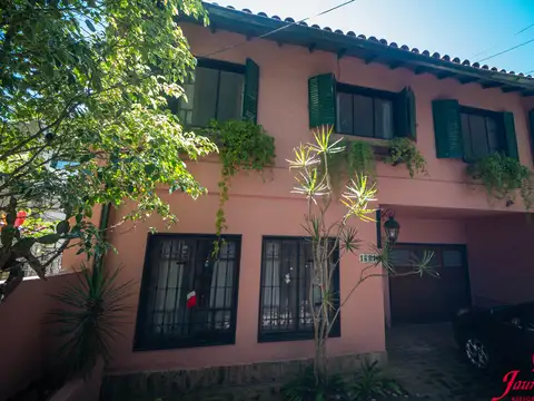 Casa en Venta Olivos - 5 Dormitorios