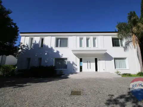 Casa en Venta en Abril Club De Campo, Countries y Barrios Cerrados en Berazategui
