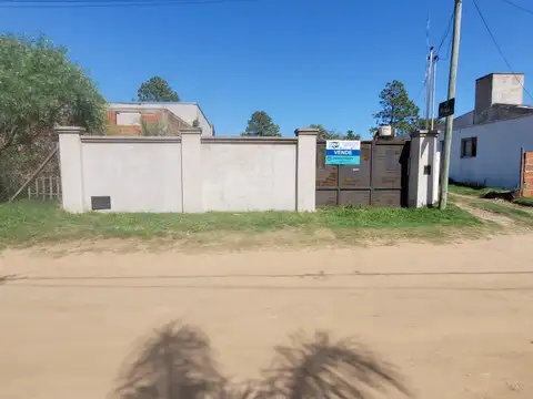 Terreno en venta en zona norte próximo a C.Veiga