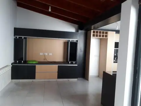 Casa en alquiler 3 dormitorios Housing Portales del Sur