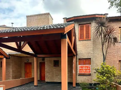 Casa en alquiler 3 dormitorios Housing Portales del Sur 