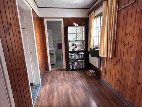 Depto Tipo Casa 5 ambientes con 2 baños