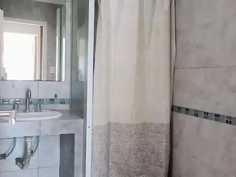 Depto Tipo Casa 2 ambientes con 1 baño